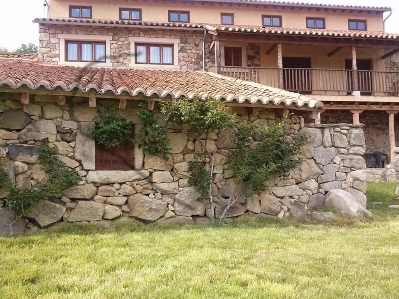 Casa Rural La Tablilla Y La Terraza Navalperal de Tormes Buitenkant foto